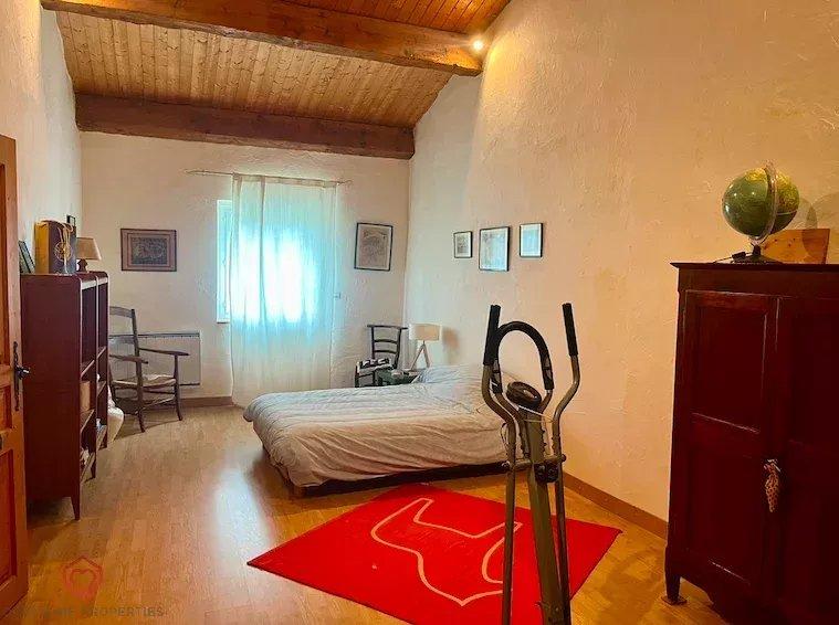 Ferme - 343 m² - 10 pièces