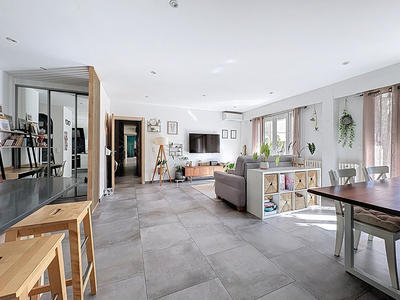 Appartement - 86 m² - 3 pièces