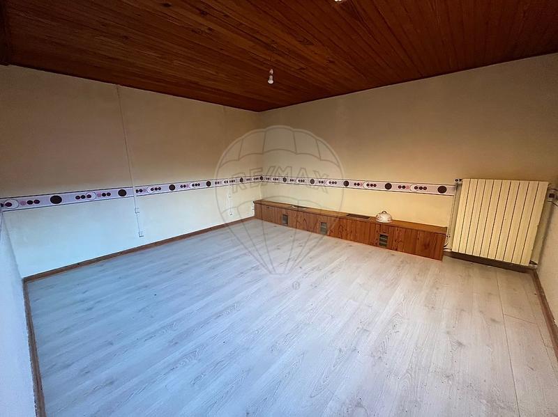 Maison - 200 m² - 8 pièces