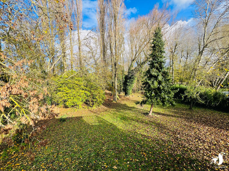 Maison - 180 m² - 5 pièces