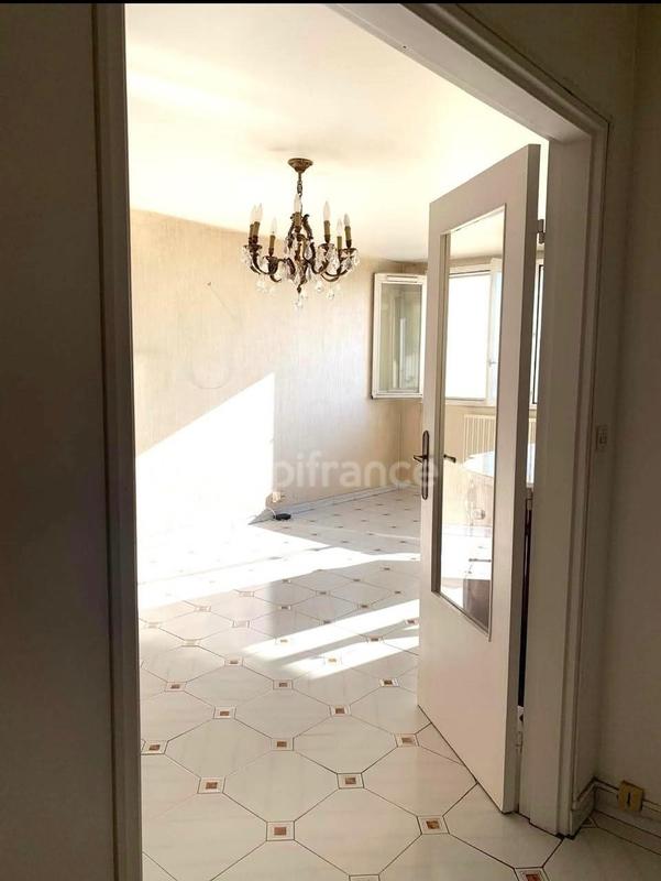 Appartement - 86 m² - 4 pièces