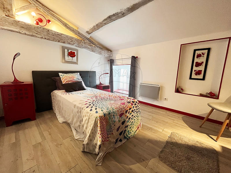 Demeure - 200 m² - 10 pièces