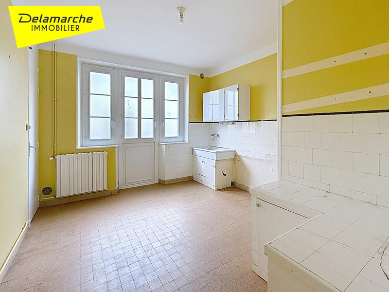 Maison - 201 m² - 9 pièces