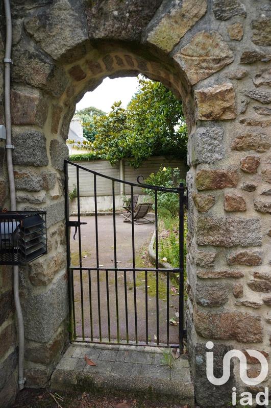 Maison - 168 m² - 8 pièces