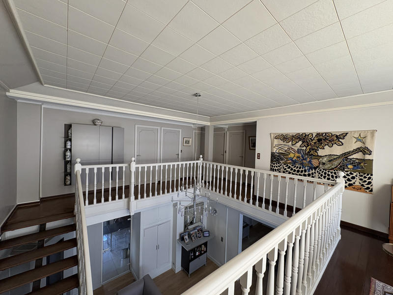 Maison - 205 m² - 6 pièces