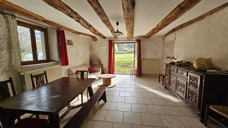 Corps de ferme - 377 m² - 14 pièces