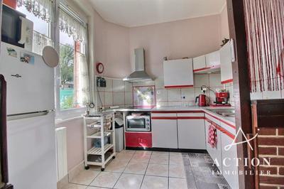 Maison - 80 m² - 4 pièces