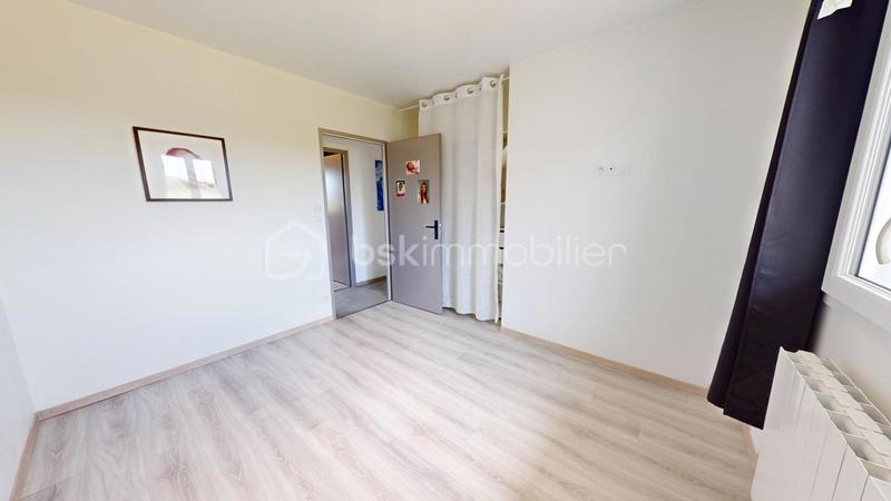 Maison - 121 m² - 6 pièces