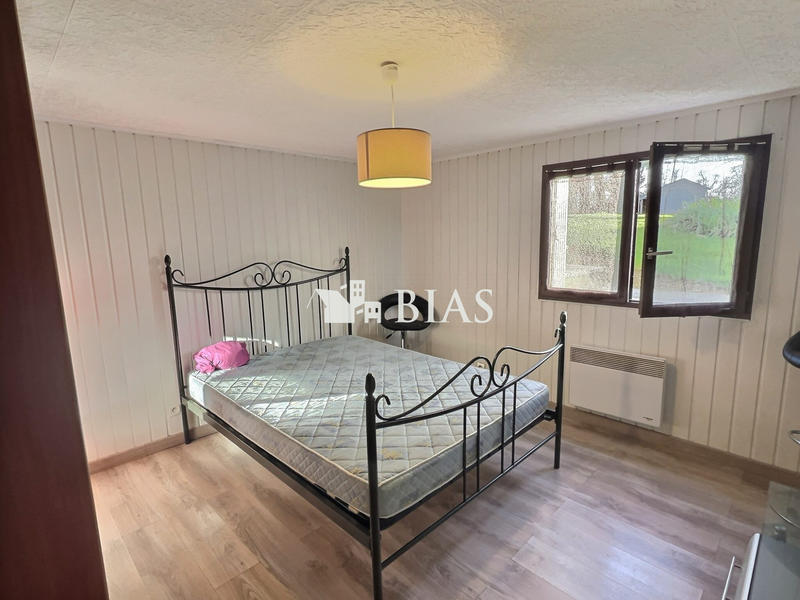 Maison - 95 m² - 5 pièces