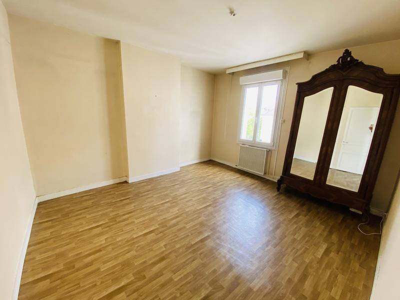 Maison traditionnelle - 162 m² - 7 pièces