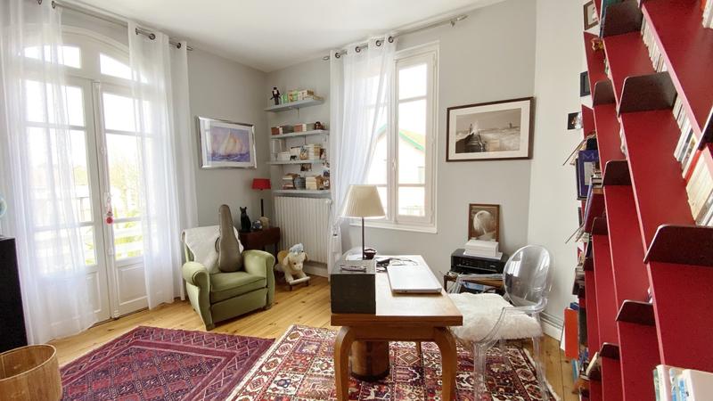 Appartement sur toit - 160 m² - 5 pièces