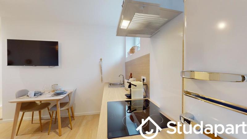 Chambre - 11 m² - 1 pièce