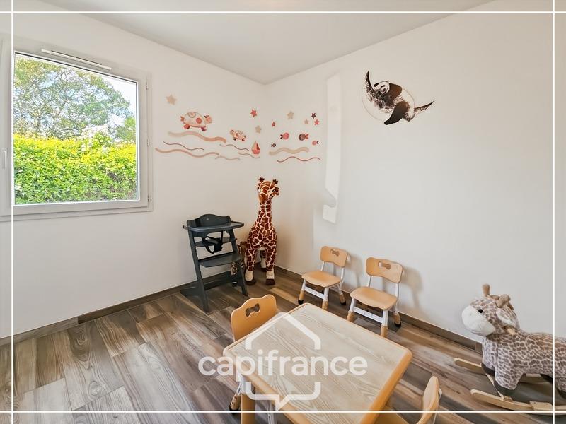 Maison - 98 m² - 5 pièces