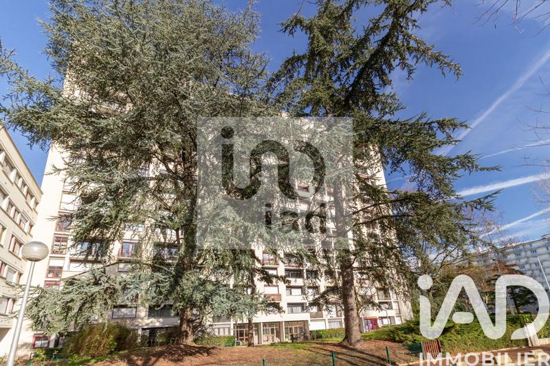 Appartement - 92 m² - 5 pièces