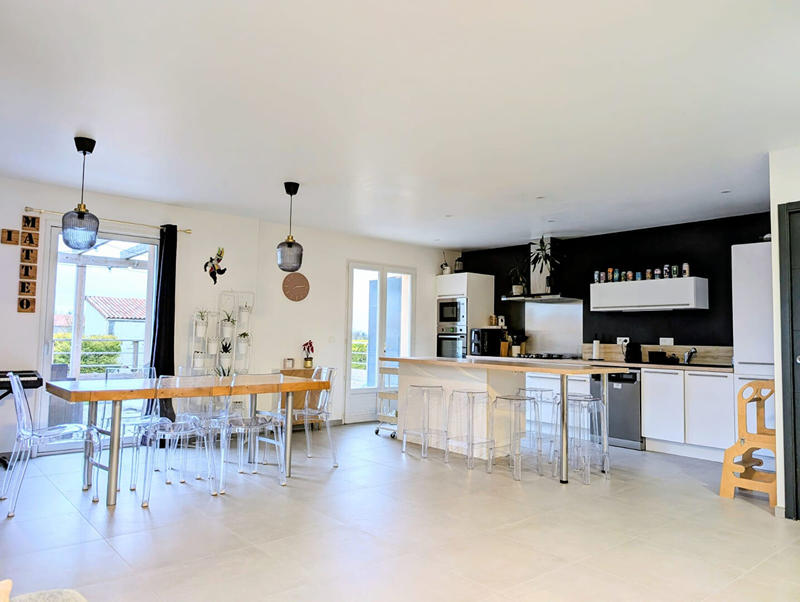 Maison - 113 m² - 5 pièces