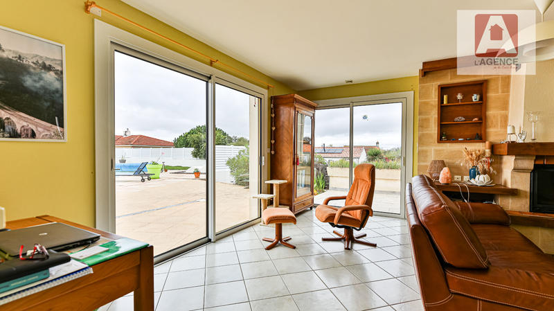 Maison - 281 m² - 6 pièces