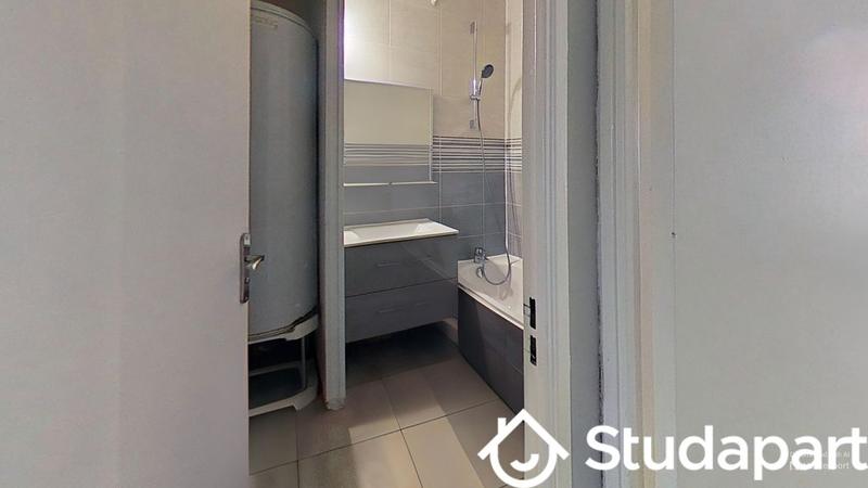 Chambre - 55 m² - 1 pièce