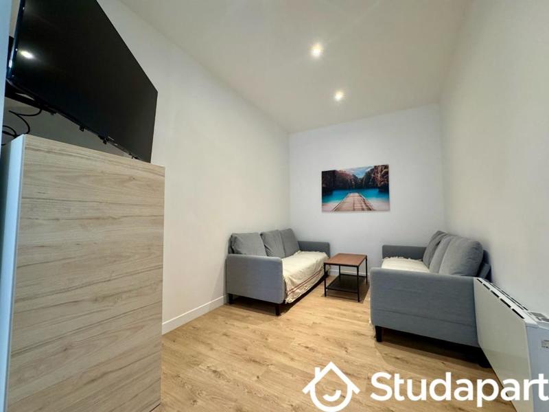 Chambre - 10 m² - 1 pièce