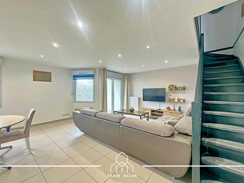 Appartement - 105 m² - 5 pièces