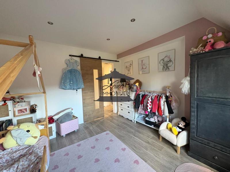 Maison - 170 m² - 6 pièces