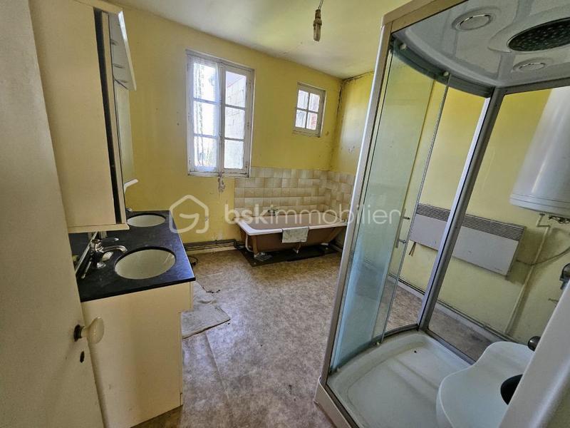 Maison ancienne - 195 m² - 5 pièces