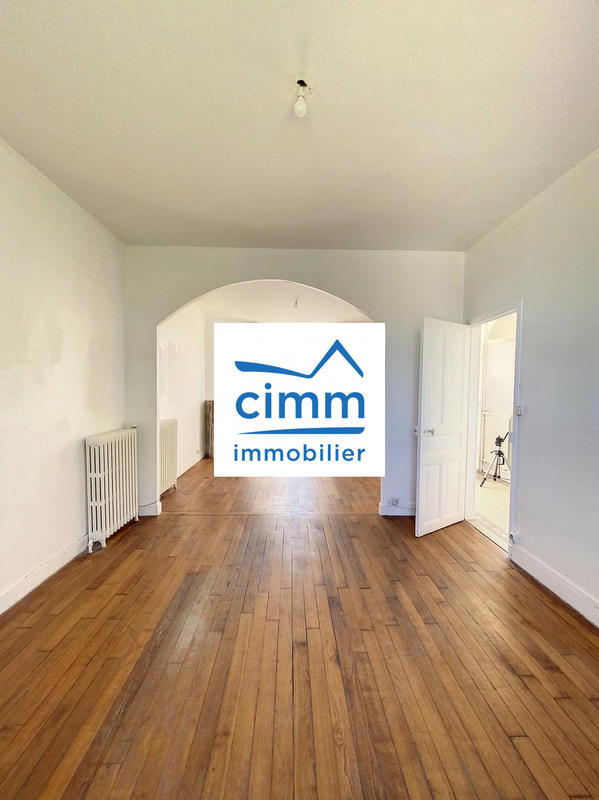 Maison - 83 m² - 5 pièces