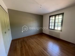 Maison traditionnelle - 105 m² - 5 pièces