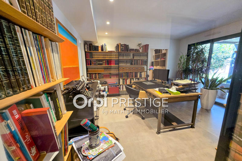 Maison - 193 m² - 6 pièces