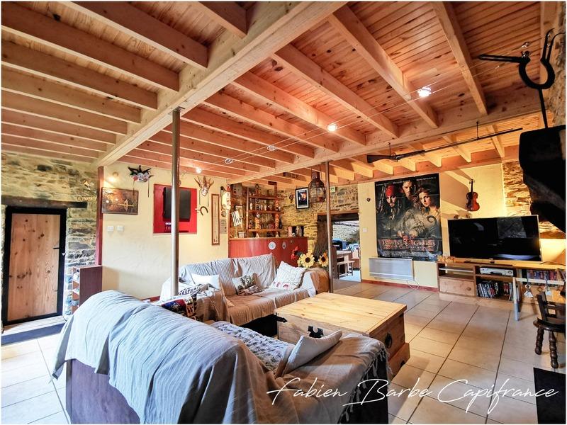 Longère - 199 m² - 8 pièces