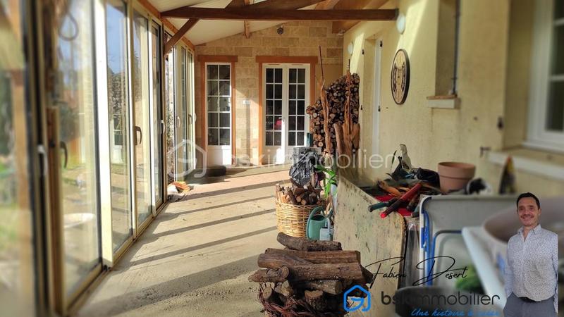 Maison traditionnelle - 207 m² - 8 pièces