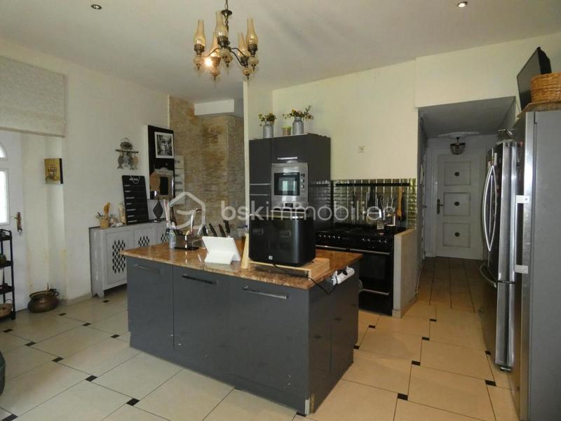 Château - 361 m² - 10 pièces