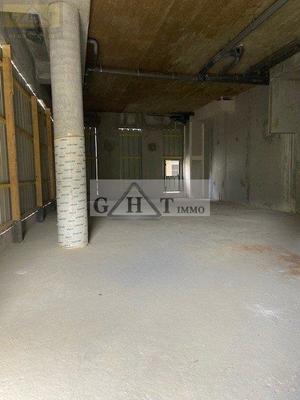 Local commercial - 208 m²