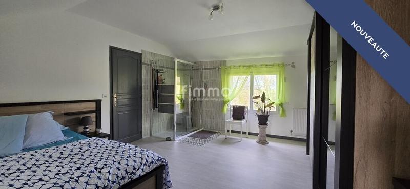 Maison - 232 m² - 6 pièces