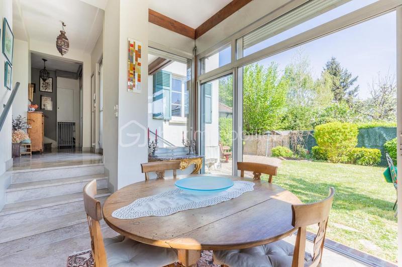 Pavillon - 120 m² - 6 pièces