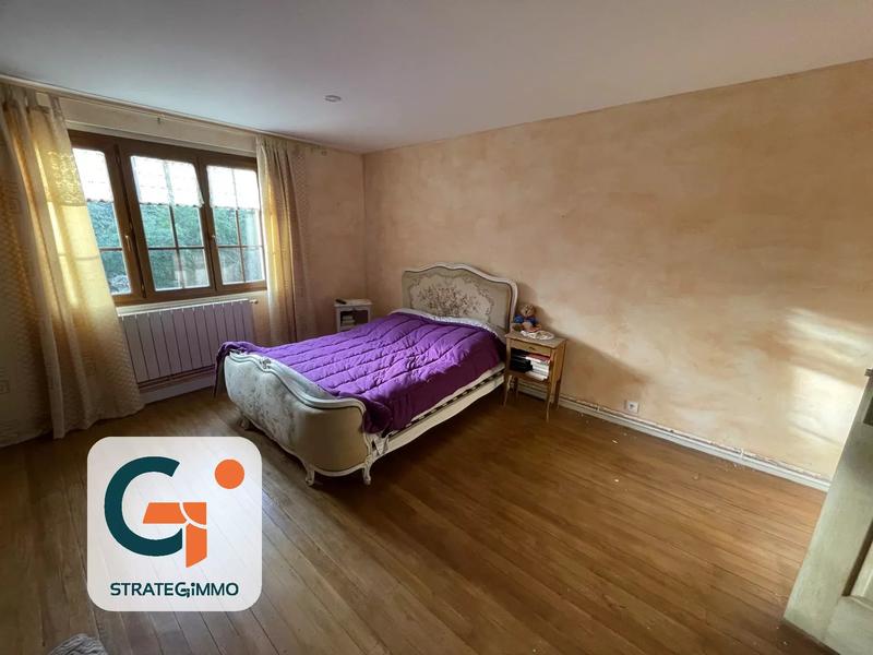 Maison - 320 m² - 12 pièces