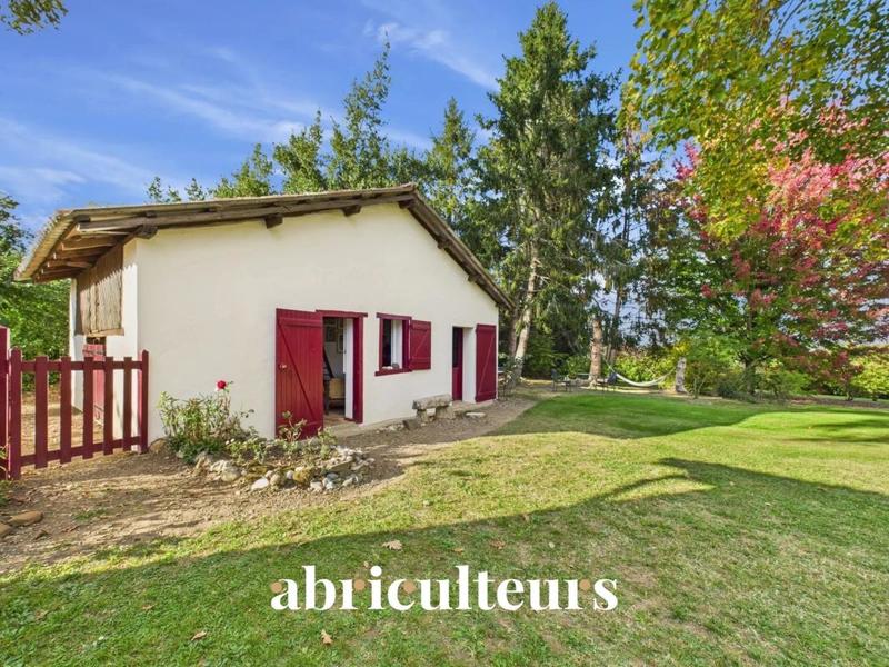 Maison ancienne - 235 m² - 8 pièces