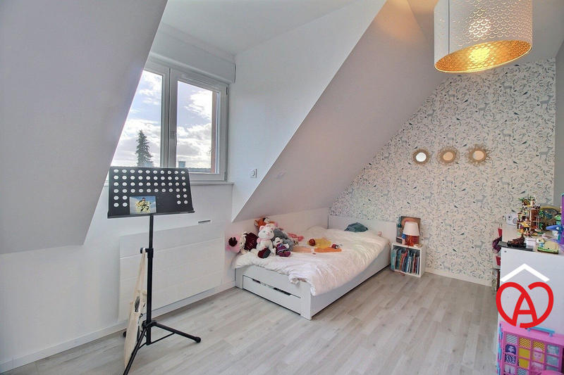 Maison - 143 m² - 6 pièces