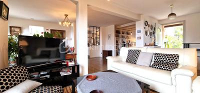 Maison jumelée - 160 m² - 4 pièces