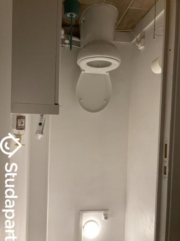 Chambre - 11 m² - 1 pièce