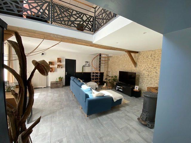 Maison - 160 m² - 5 pièces