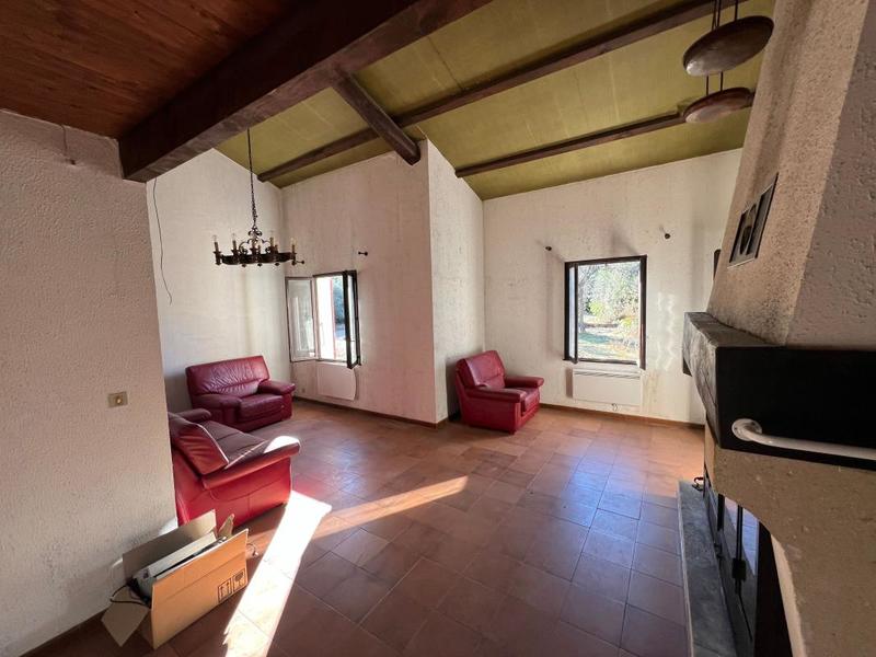 Maison - 180 m² - 6 pièces