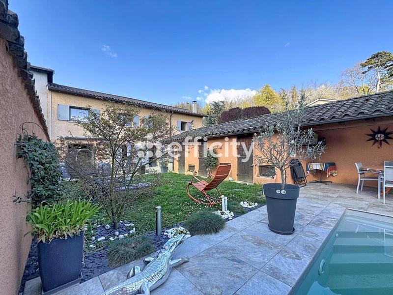 Ferme - 238 m² - 8 pièces