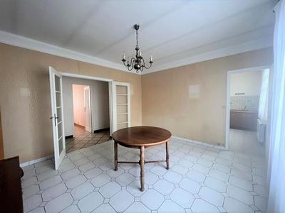 Maison - 84 m² - 3 pièces