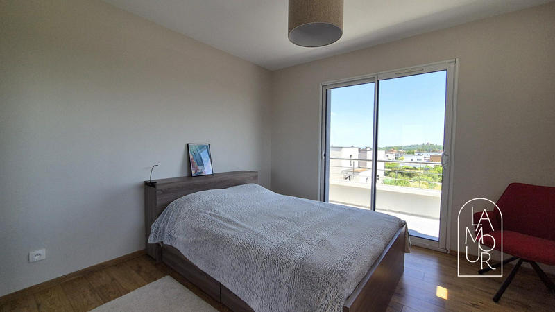 Maison contemporaine - 164 m² - 6 pièces