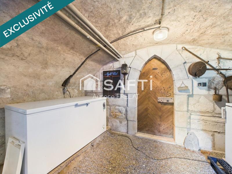 Maison - 180 m² - 5 pièces