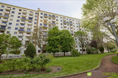 Appartement - 65 m² - 4 pièces