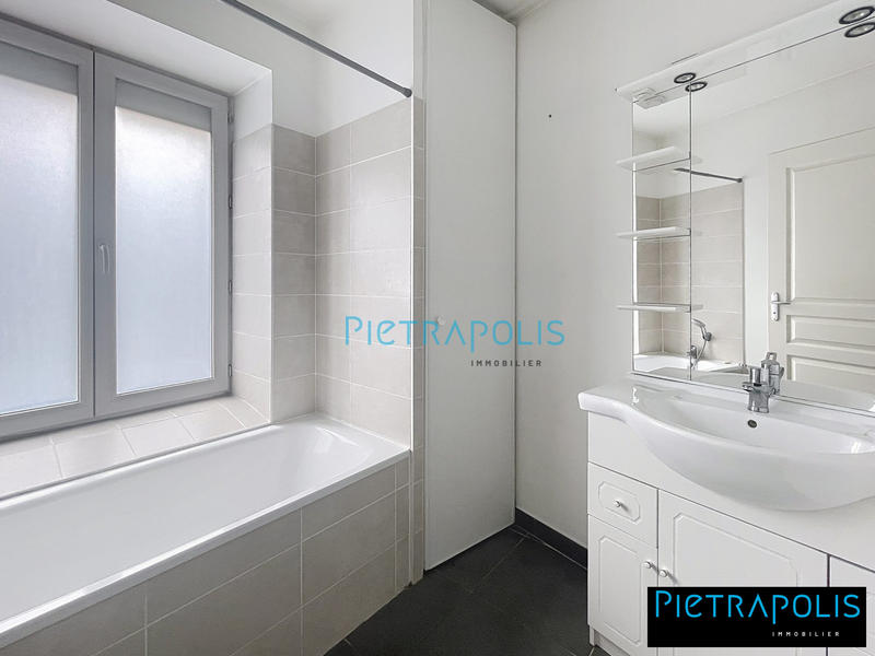 Appartement - 63 m² - 3 pièces