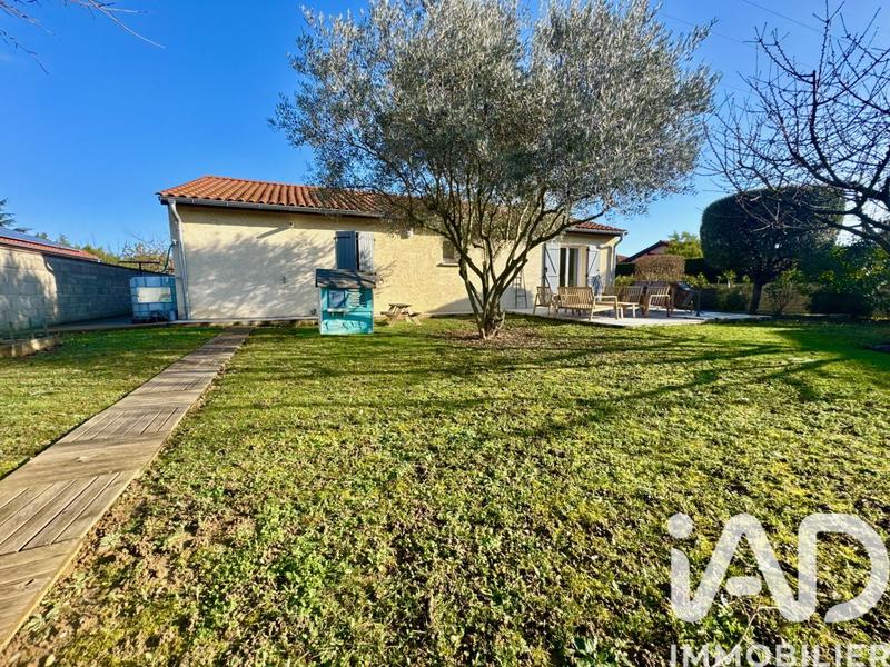 Maison - 92 m² - 5 pièces