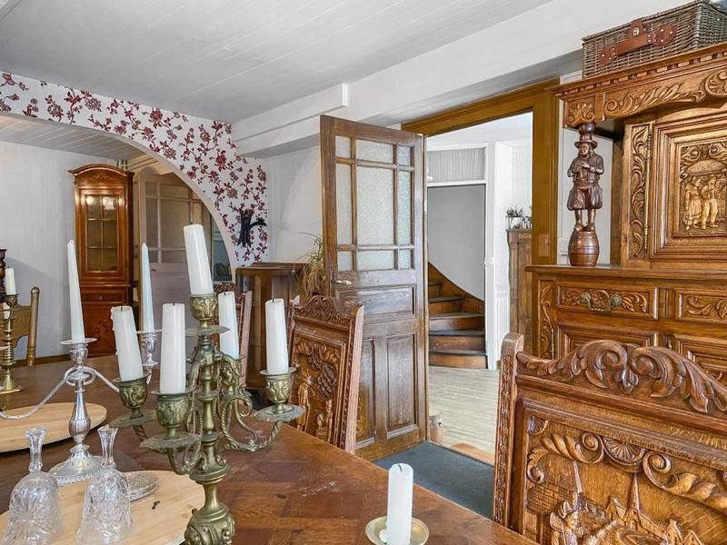 Maison en pierre - 181 m² - 8 pièces