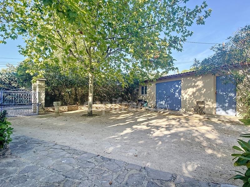 Maison - 212 m² - 7 pièces